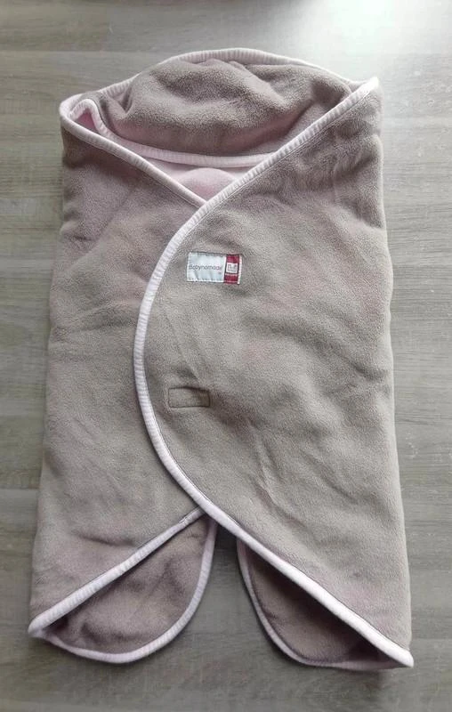Babynomade Red Castle – Taille 1 – Marron clair / Rose – Très bon état